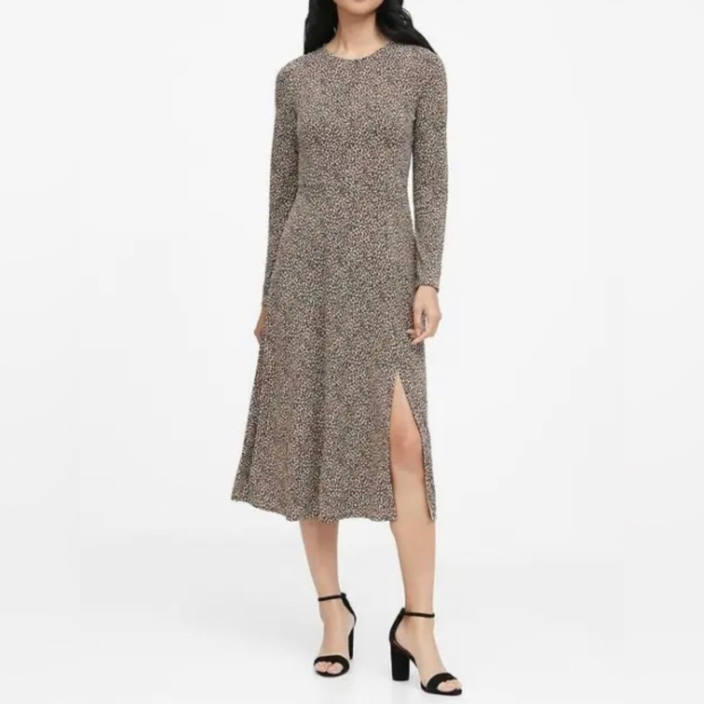 Banana Republic Leopard Print Fit and Flare Front Slit L/S MIDI Dress Sz M